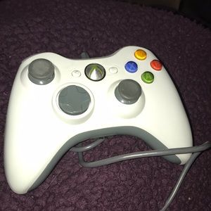 X-box white controller